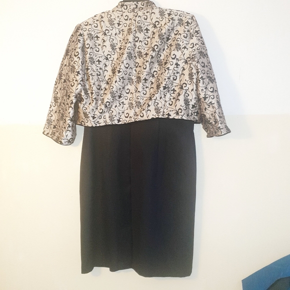 K Studio Collection - Picture 4 of 9